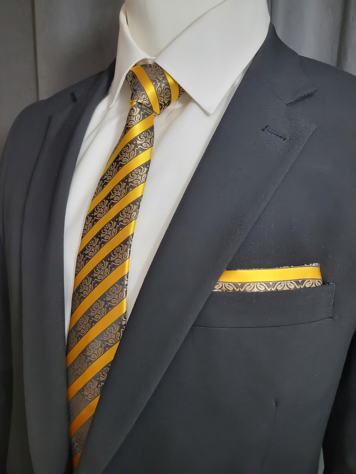 Black and Gold Diagonal Necktie and Pocket Square - The Upscale Banker