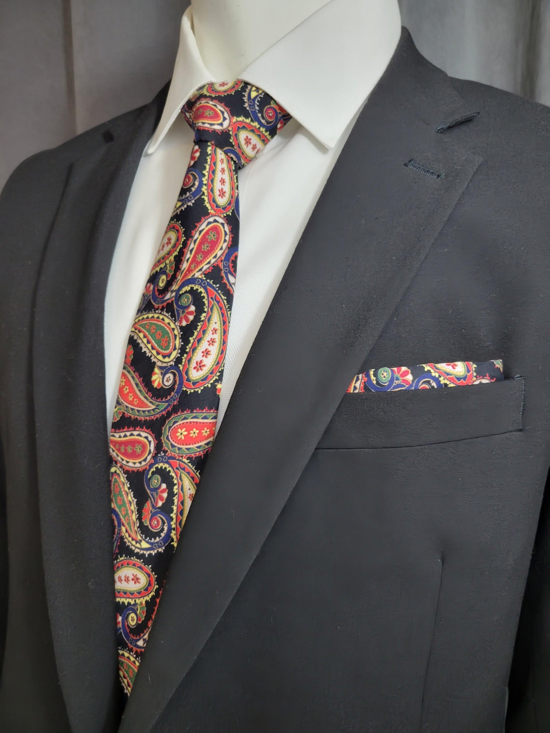 Black and Red Paisley Necktie and Pocket Square - The Upscale Banker